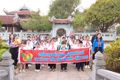 Đoàn đại biểu Cháu ngoan Bác Hồ thị xã Duy Tiên dâng hương báo công tại Đền thờ 10 liệt sỹ nữ dân quân Lam Hạ
